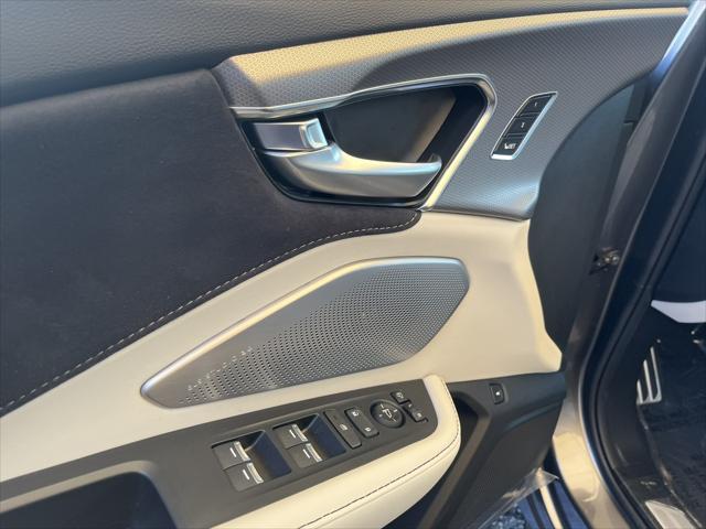 new 2025 Acura RDX car, priced at $56,400