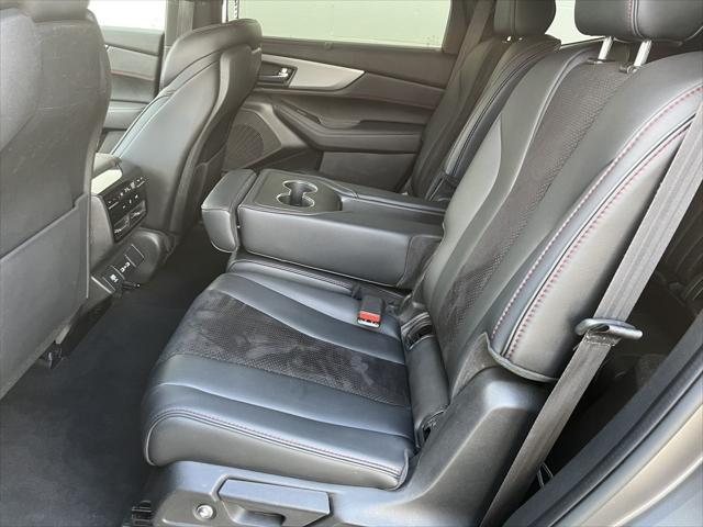 used 2022 Acura MDX car, priced at $40,988
