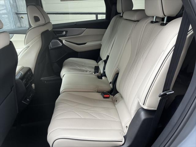 new 2025 Acura MDX car, priced at $70,250