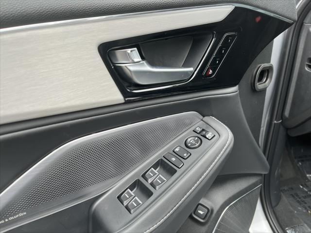 new 2025 Acura MDX car, priced at $57,950