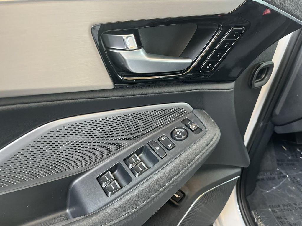 new 2025 Acura MDX car, priced at $53,150