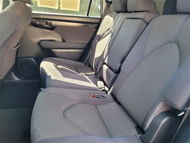 used 2023 Toyota Highlander car, priced at $34,183