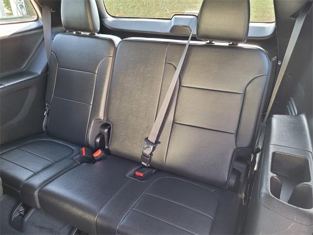 used 2022 Chevrolet Traverse car, priced at $30,270