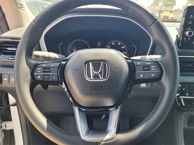 new 2025 Honda Pilot car, priced at $52,235