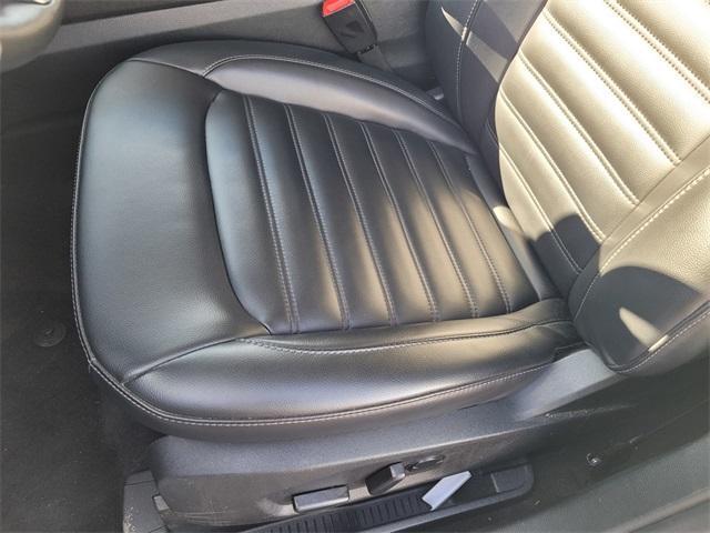 used 2024 Ford Edge car, priced at $23,353