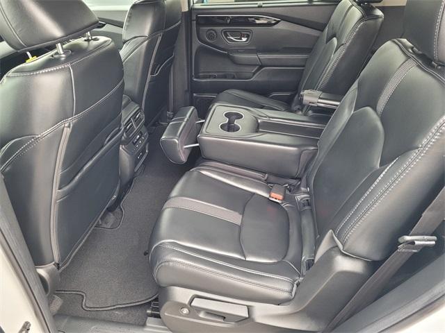 new 2025 Honda Pilot car, priced at $54,480