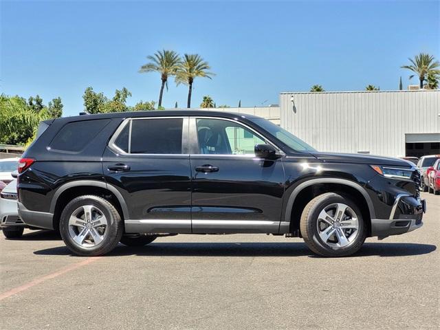 new 2025 Honda Pilot car, priced at $44,985