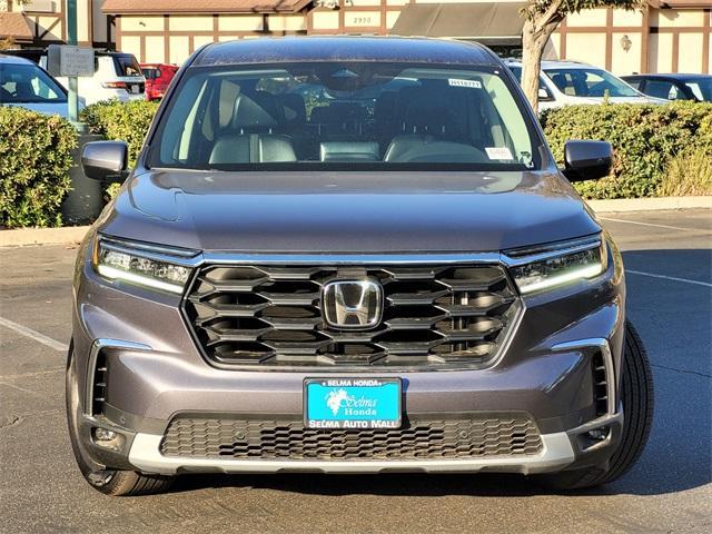 new 2025 Honda Pilot car, priced at $44,595