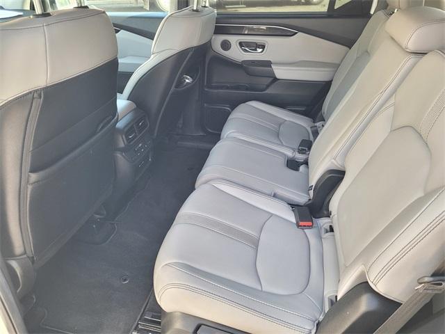 used 2025 Honda Pilot car, priced at $46,499