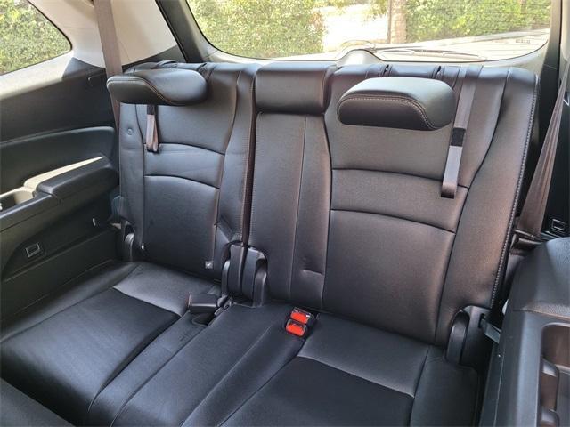 used 2022 Honda Pilot car, priced at $32,482