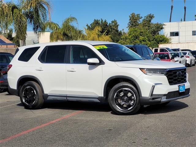 new 2025 Honda Pilot car, priced at $47,550