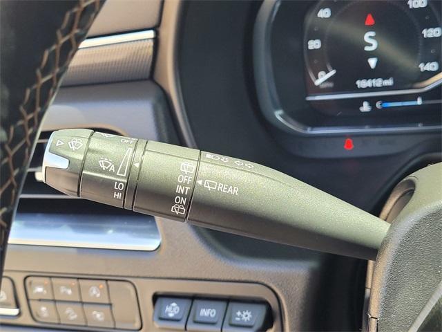 used 2024 GMC Yukon XL car, priced at $70,894