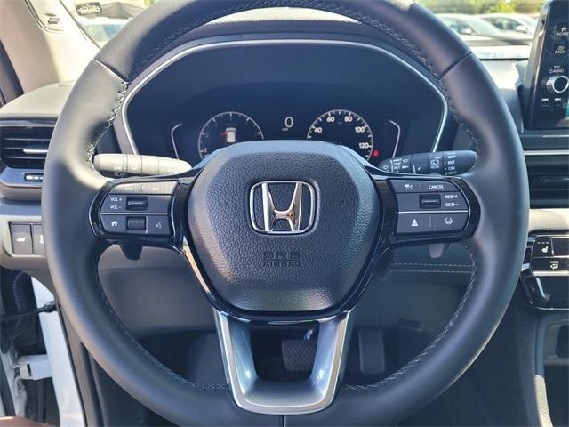 new 2025 Honda Pilot car, priced at $53,405
