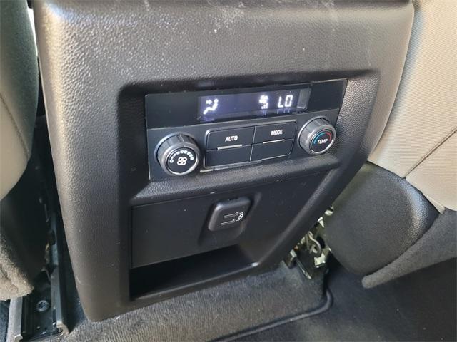 used 2022 Chevrolet Traverse car, priced at $25,316
