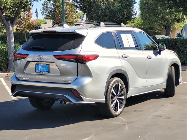used 2021 Toyota Highlander car, priced at $35,789