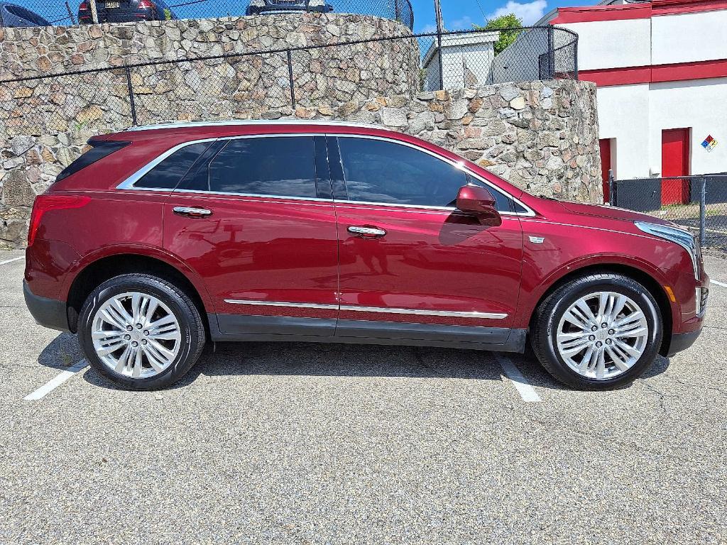used 2018 Cadillac XT5 car, priced at $17,995