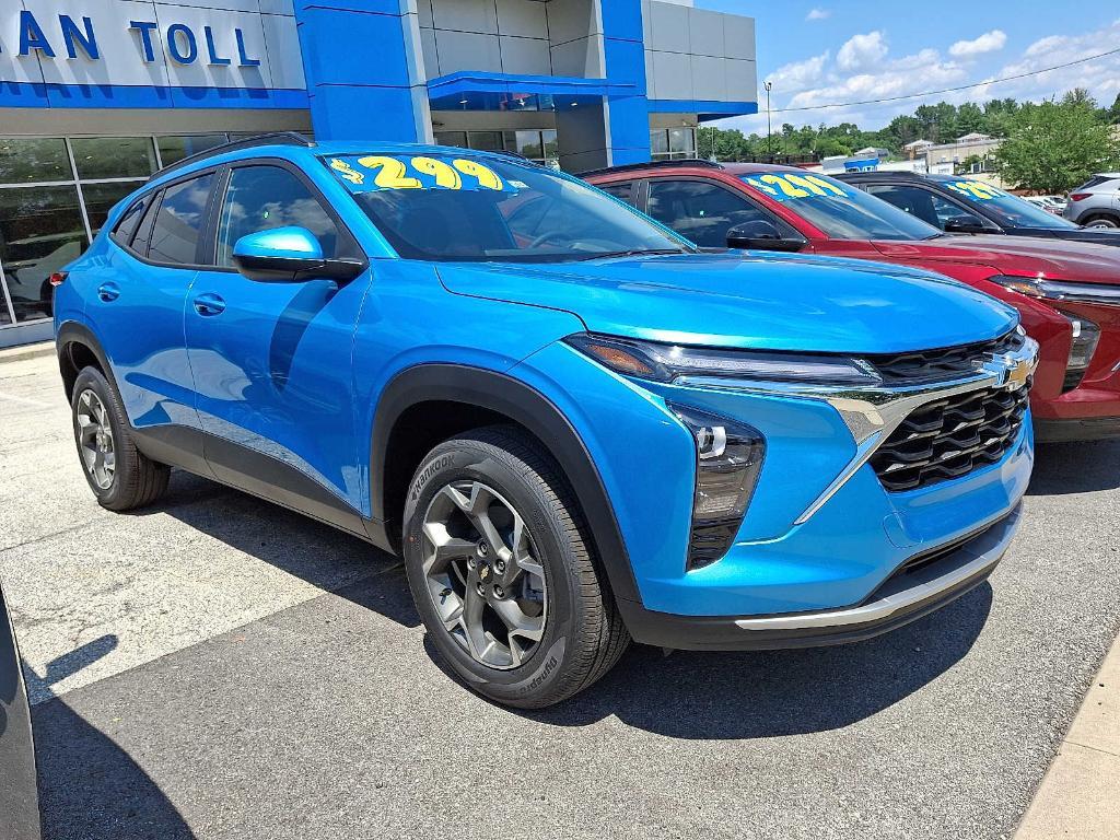 new 2025 Chevrolet Trax car, priced at $25,380