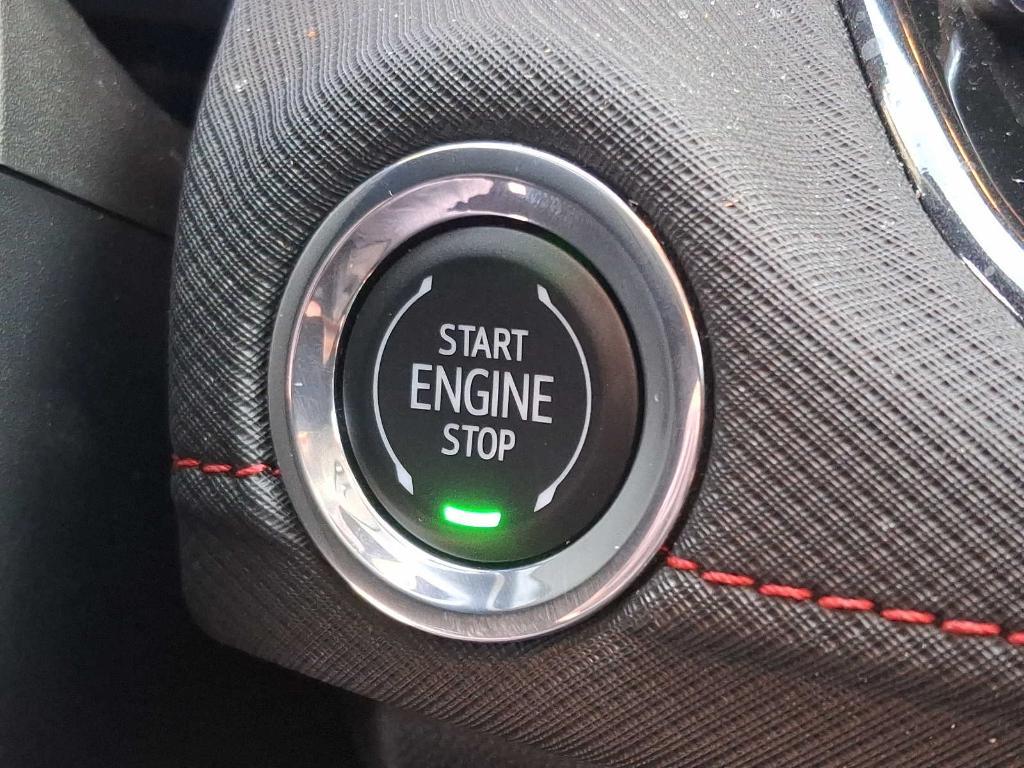 used 2025 Chevrolet TrailBlazer car, priced at $29,929