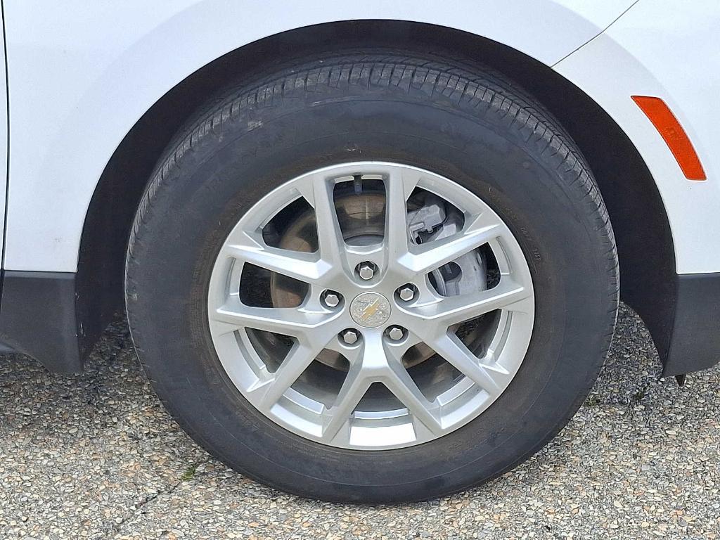 used 2023 Chevrolet Equinox car, priced at $24,996