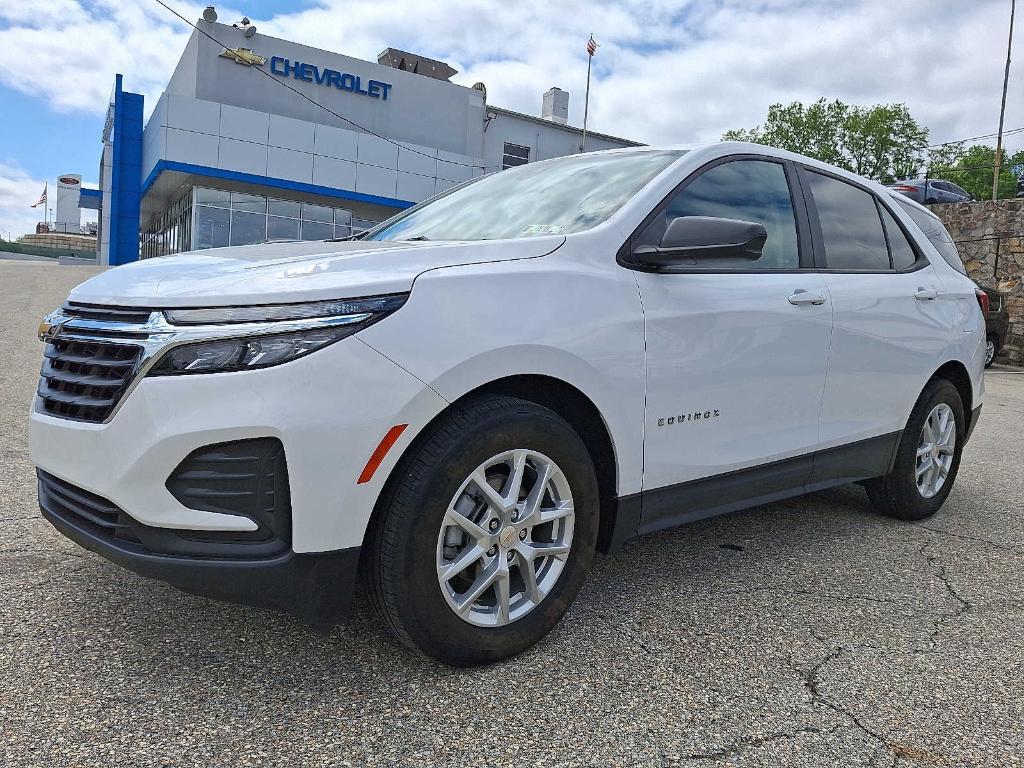 used 2023 Chevrolet Equinox car, priced at $24,996