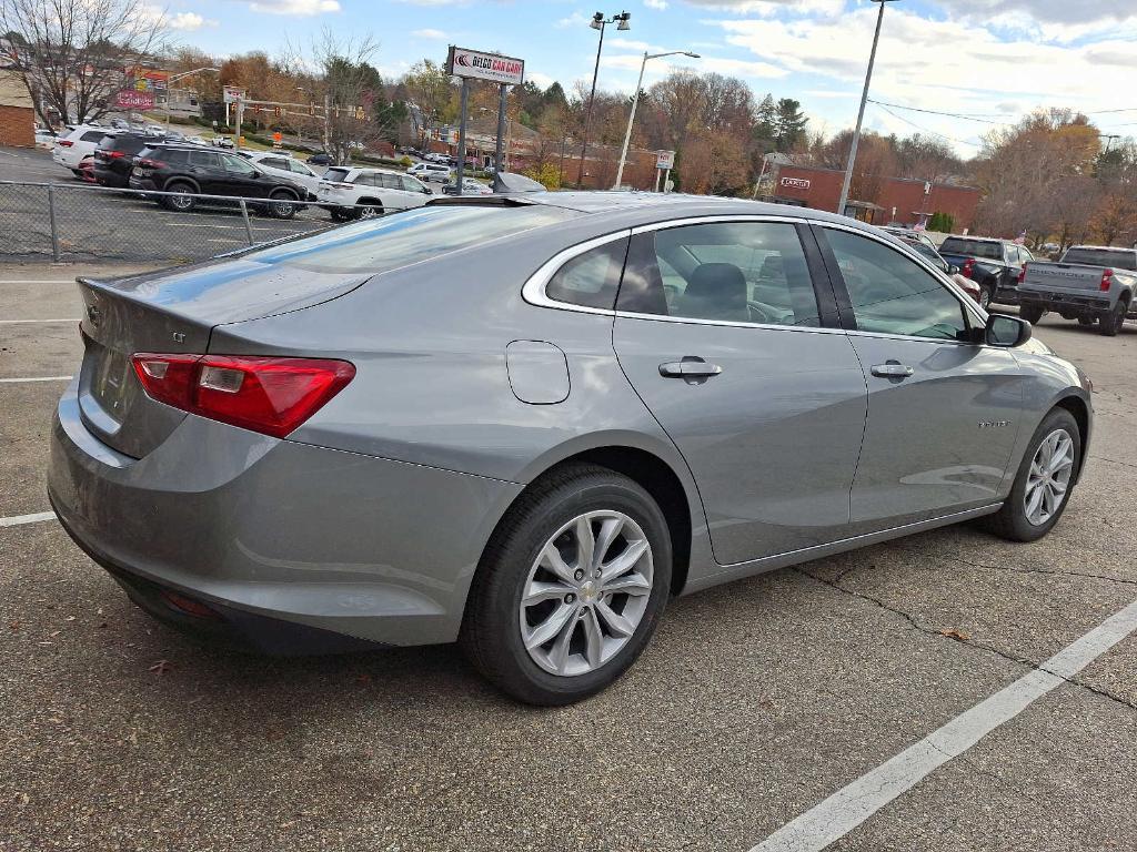 new 2024 Chevrolet Malibu car, priced at $26,546