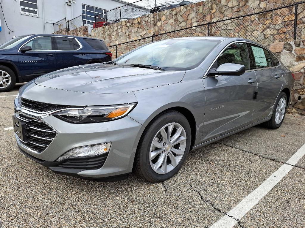 new 2024 Chevrolet Malibu car, priced at $26,546