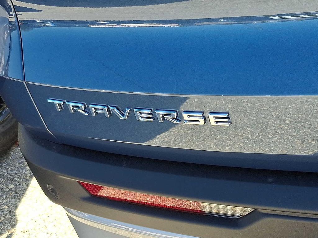new 2026 Chevrolet Traverse car, priced at $41,920