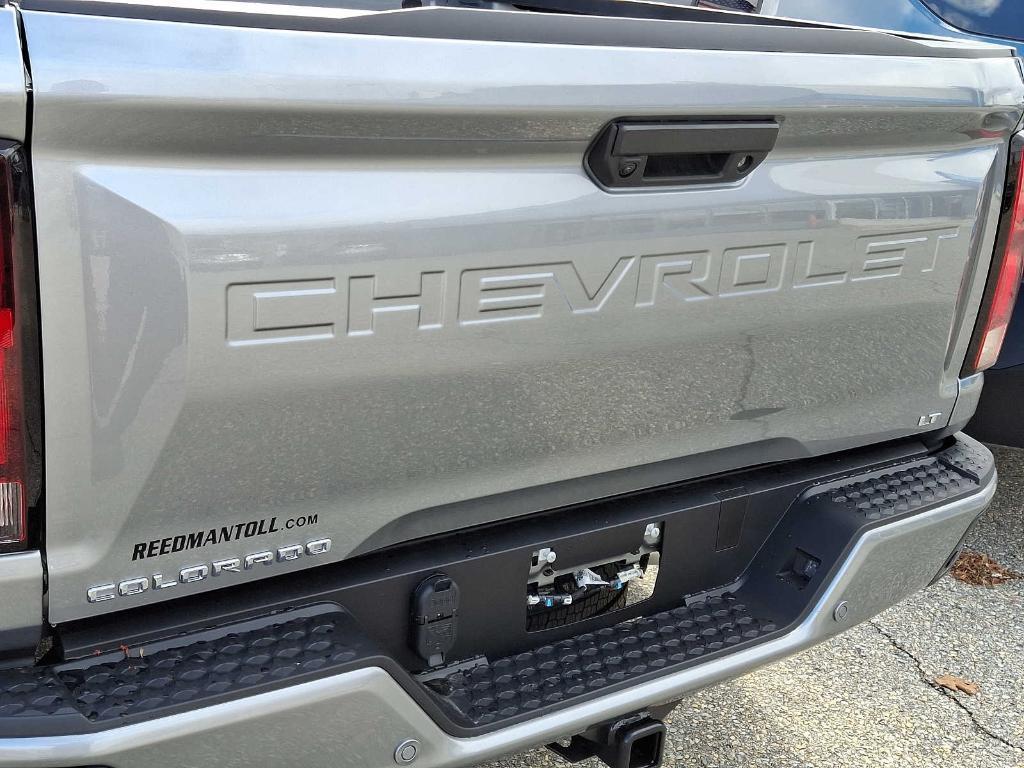 new 2024 Chevrolet Colorado car, priced at $43,276