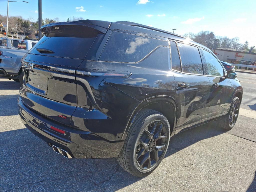 new 2025 Chevrolet Traverse car, priced at $56,626