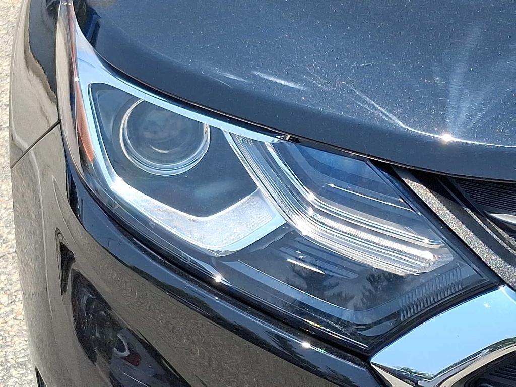 used 2021 Chevrolet Equinox car, priced at $19,998