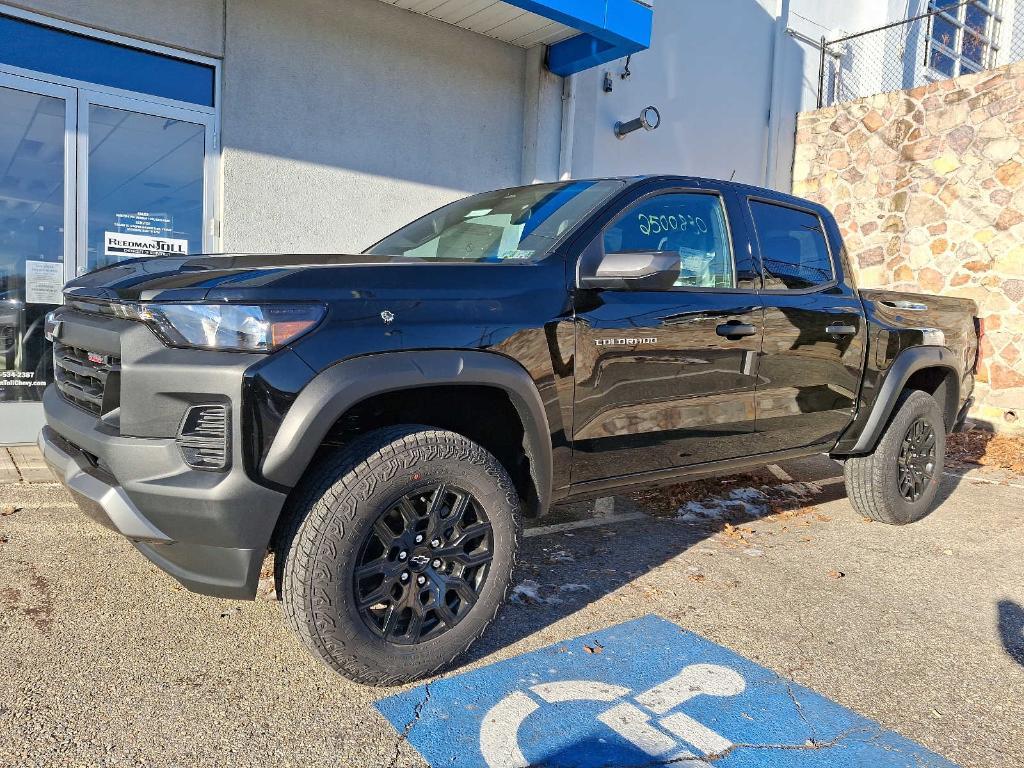 new 2025 Chevrolet Colorado car, priced at $42,491