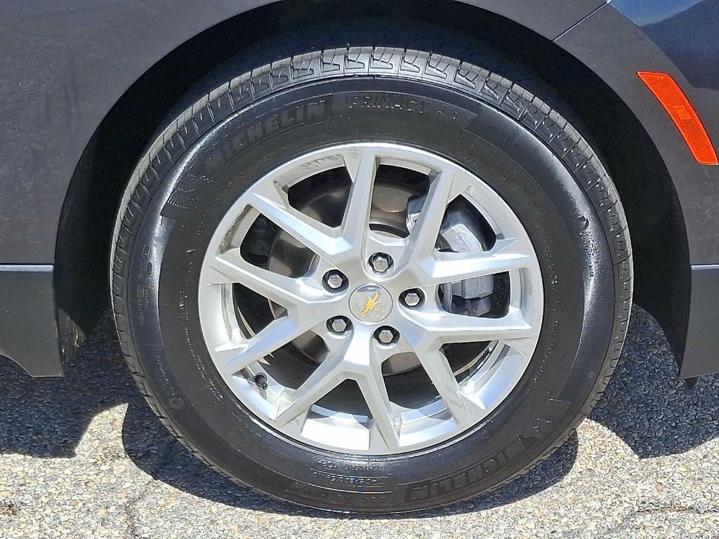 used 2022 Chevrolet Equinox car, priced at $22,496