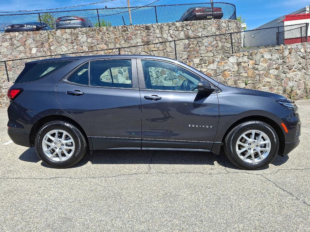 used 2022 Chevrolet Equinox car, priced at $22,496