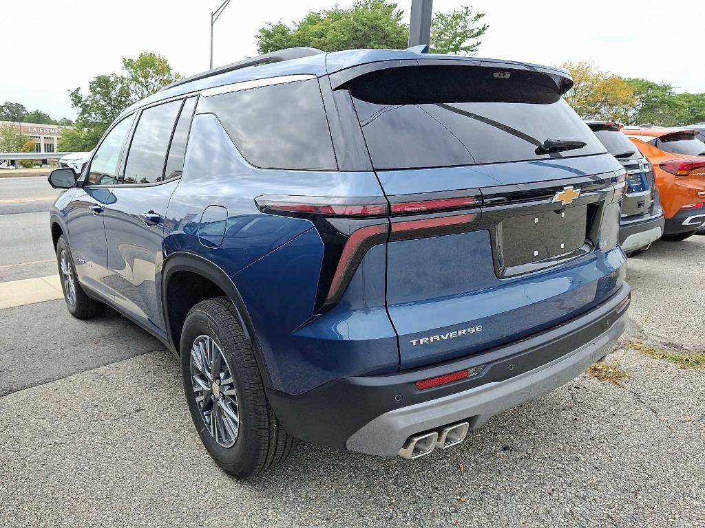 new 2026 Chevrolet Traverse car, priced at $41,920