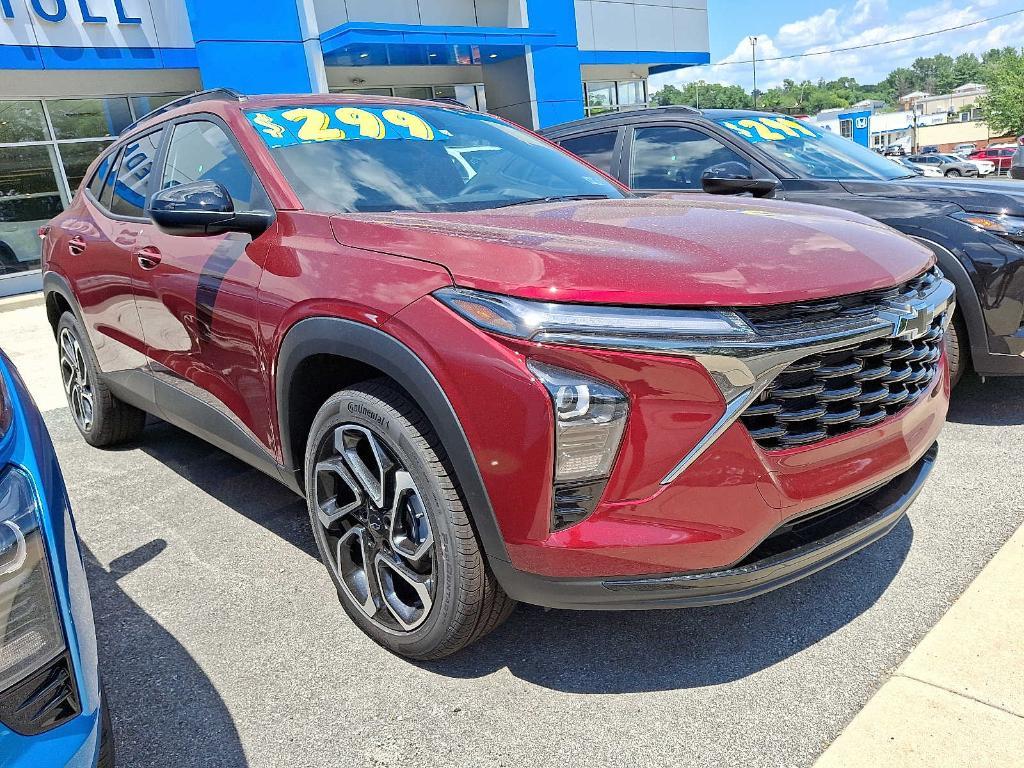 new 2025 Chevrolet Trax car, priced at $27,085