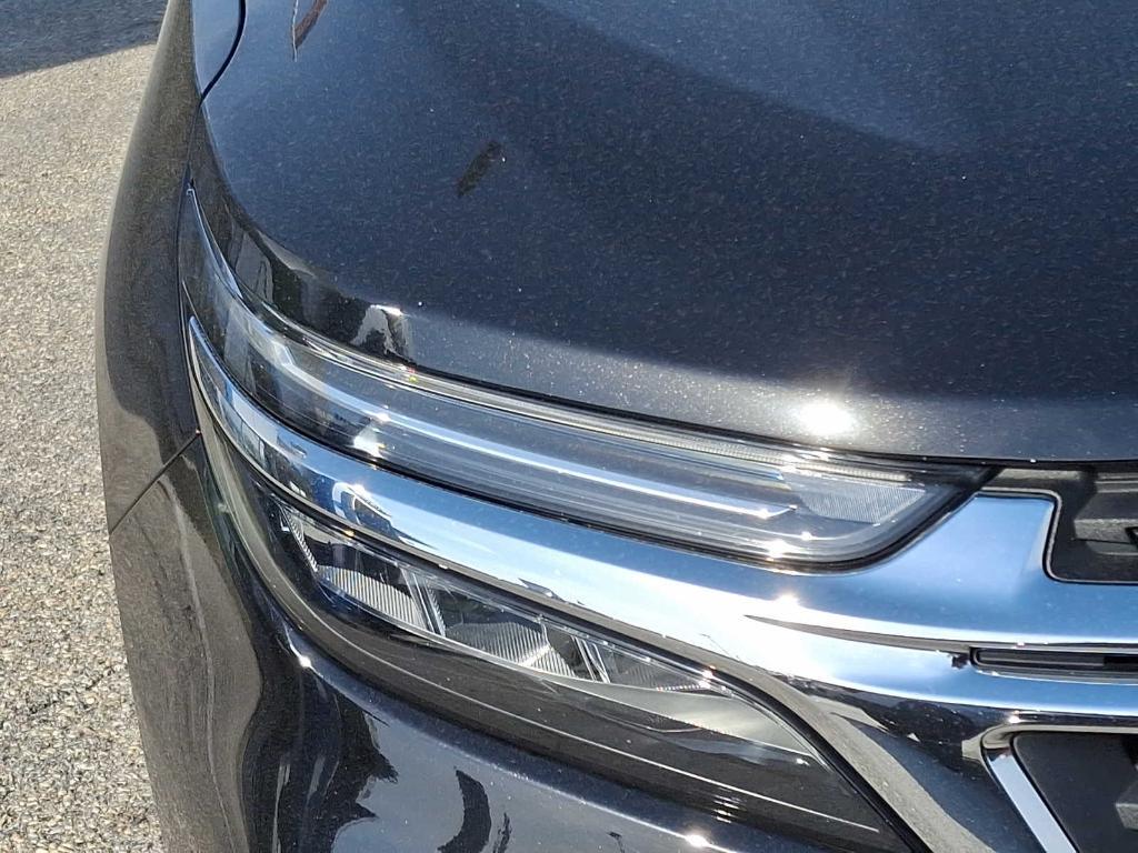 used 2023 Chevrolet Equinox car, priced at $24,247