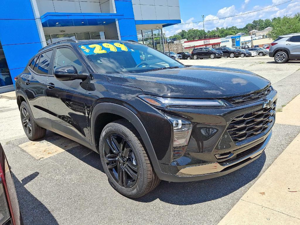 new 2025 Chevrolet Trax car, priced at $26,190