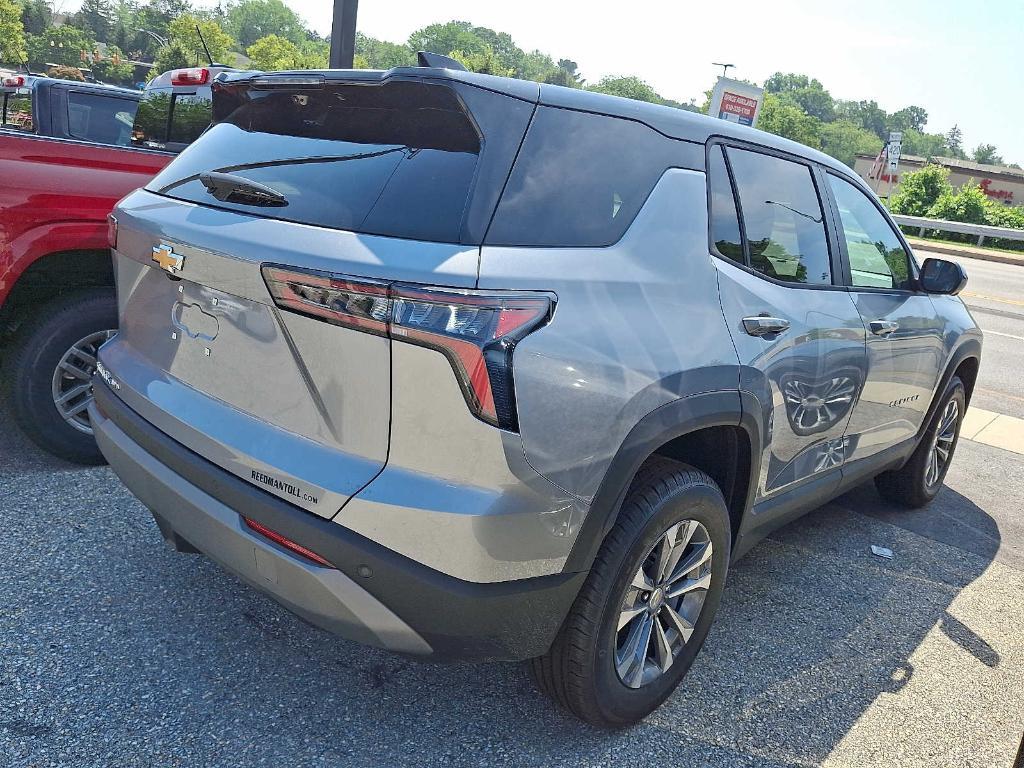 new 2026 Chevrolet Equinox car, priced at $32,675