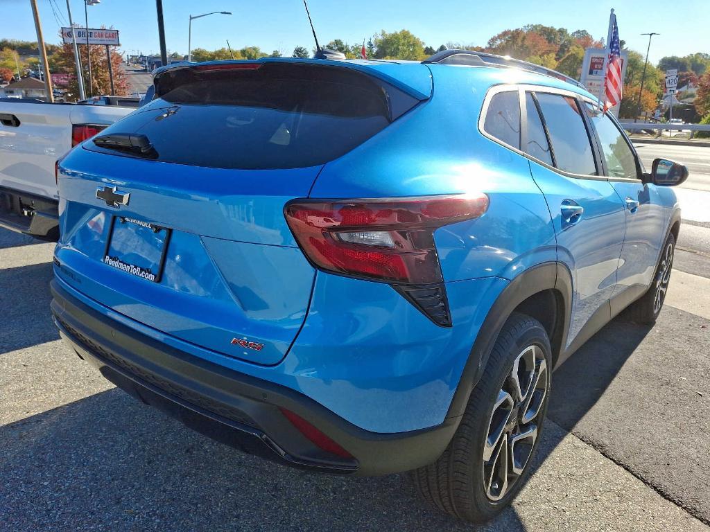 new 2025 Chevrolet Trax car, priced at $26,541