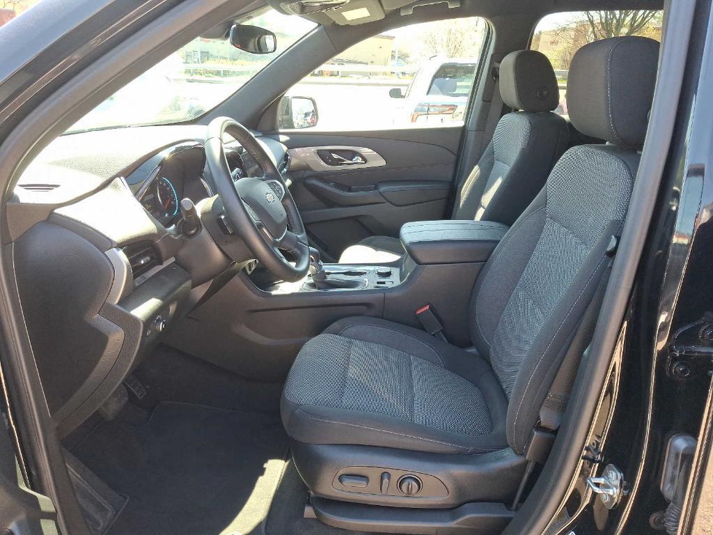 used 2023 Chevrolet Traverse car, priced at $34,746