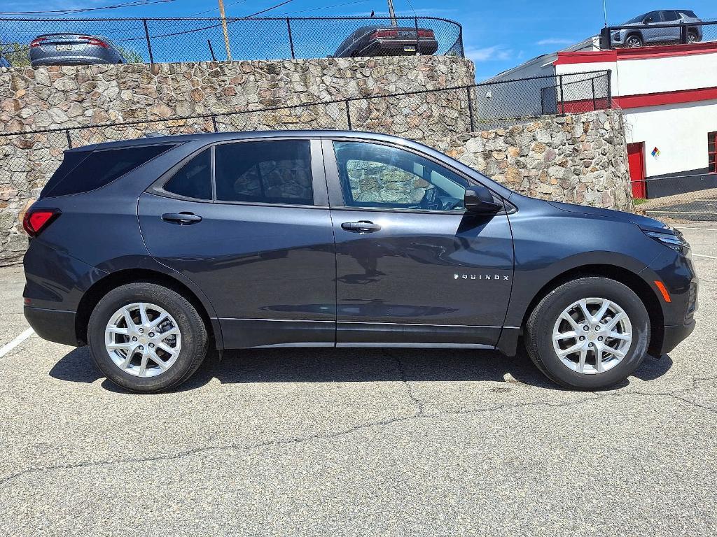 used 2022 Chevrolet Equinox car, priced at $22,496