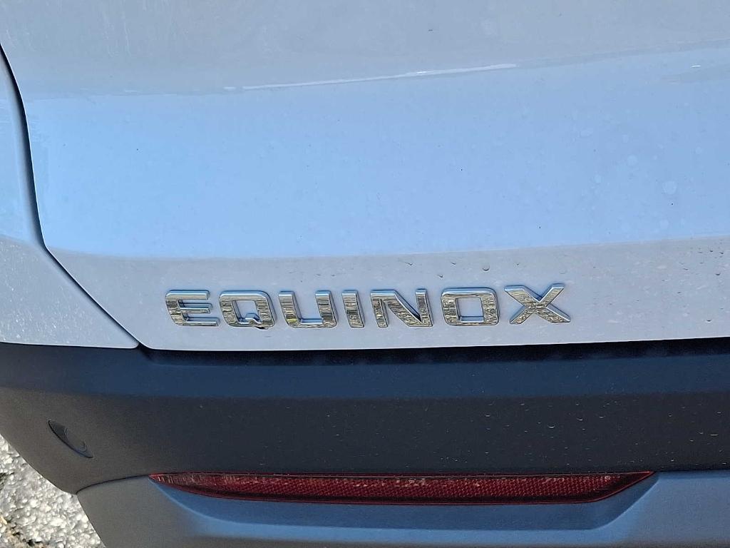 new 2026 Chevrolet Equinox car, priced at $30,180