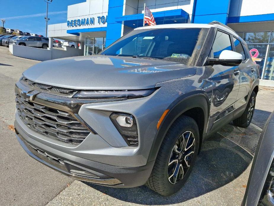 new 2025 Chevrolet TrailBlazer car, priced at $32,491