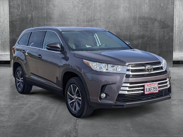 used 2019 Toyota Highlander car, priced at $21,995