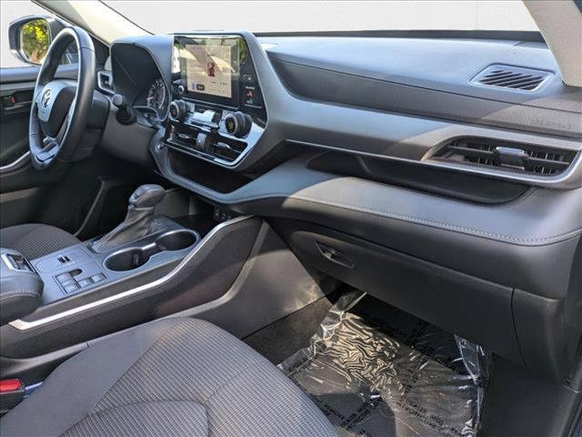 used 2023 Toyota Highlander car, priced at $33,853