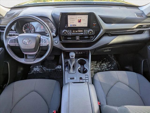 used 2023 Toyota Highlander car, priced at $33,853