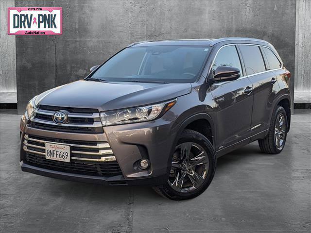 used 2019 Toyota Highlander Hybrid car, priced at $34,742