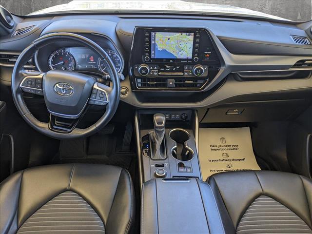 used 2022 Toyota Highlander car, priced at $38,995