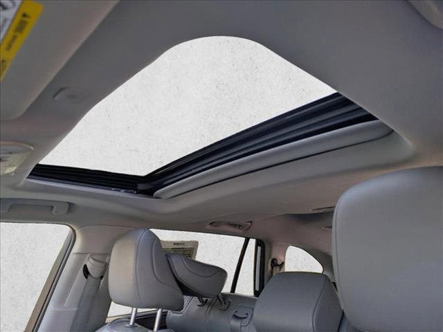 used 2023 Toyota Highlander car, priced at $34,995