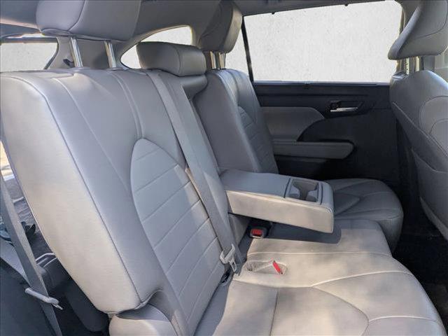 used 2023 Toyota Highlander car, priced at $34,995